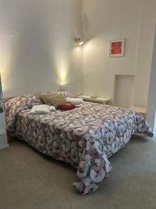 Trecento7Flat