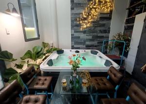 Aroma Mỹ Khê 2BR 3WC Jacuzzi 650m to My Khe beach