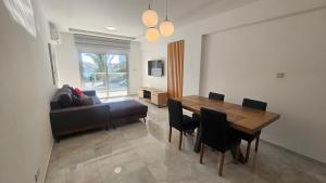 Sea Breeze 3 Bed Frontline Flat