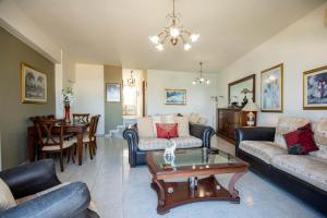 Vasiliki Island view house