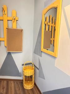 Guests Welcome Top Center Sofia