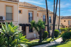 Marina del Sol Apartments by Alfresco Stays