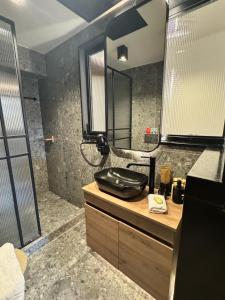 Acropolis View 301 By Pantheon Ermou