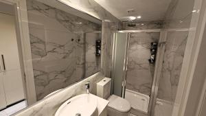 The Suave - Limassol City Centre Luxury