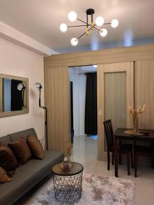 Shell Residences MOA by Kirstie