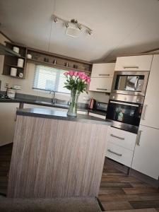 Modern caravan Robin Hood Rhyl