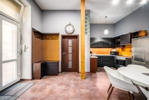 Oktogon Four Residence