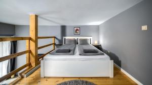 Oktogon Four Residence