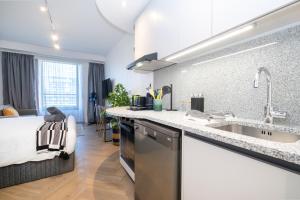 905 Zeeland Pier - 9th Floor Premium Studio with FREE Parking