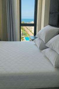 Life is Better by the Sea Porto Said