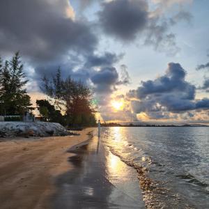 เสถียร ซีวิว พูลวิลล่า