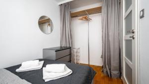 Krochmalna, Sun & Snow