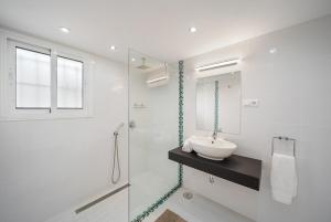 3BR Villa in New Andalucia