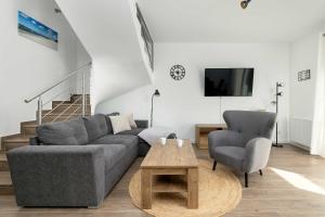 Spacious House Kołobrzeg with Garden Grill and Parking by Noclegi Renters