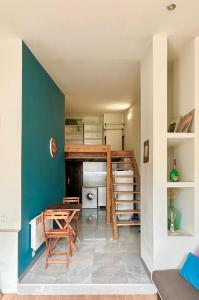 Charming Apartment in Historical Building with SmartTV