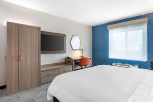 Holiday Inn Express Hotel and Suites Alice by IHG
