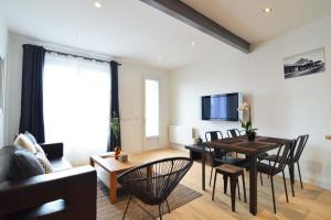 Appartements Luis Mariano Triplex Apartment : photos des chambres