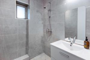 Appartements Le Limouxin jungle Wifi, petit balcon *Oc Keys : photos des chambres