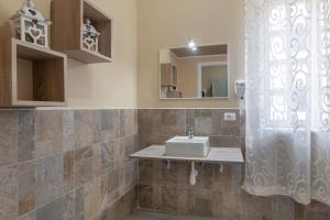 GuestHost - Ballarò Flat dei Sovrani x6