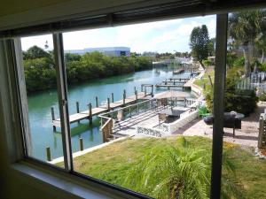 Casey Key 2-Bedroom Bay View