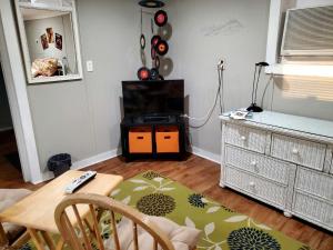 Recently Renovated Waterfront Studio Rental for a Weekend Getaway in North Carolina