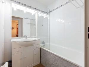 Charmant Duplex T3 avec Terrasse, Piscine, Salle de Fitness et Parking à La Mongie - FR-1-404-213