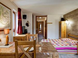 Appartements Studio moderne 4 pers avec balcon et WiFi a Brides-les-Bains - FR-1-512-220 : photos des chambres