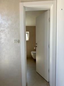 Seaview Apartment Rose