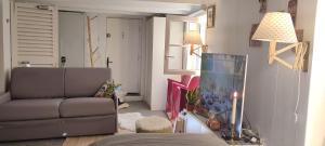Sejours chez l'habitant PARIS AUTHENTIC HOUSE Metro 14 Station Hopital Bicetre, RER B Gentilly : photos des chambres
