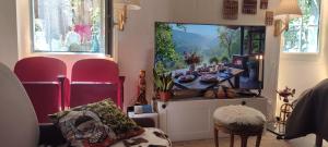 Sejours chez l'habitant PARIS AUTHENTIC HOUSE Metro 14 Station Hopital Bicetre, RER B Gentilly : photos des chambres
