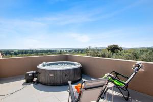 Holiday Home Enard with Jacuzzi