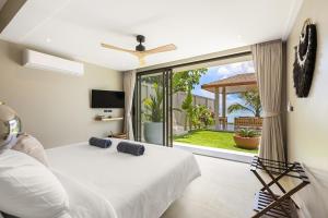 Luxury Beachfront Fishermans village