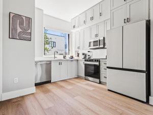 Stunning New Modern Magnolia Townhome