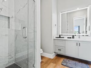 Stunning New Modern Magnolia Townhome