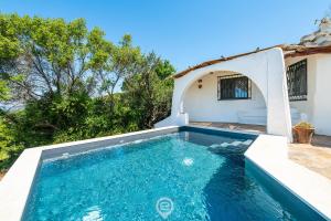 Spectacular Seaview Escape img56