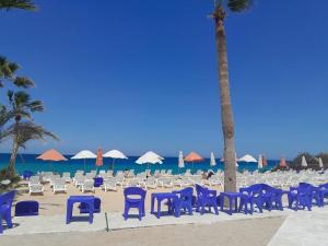 Stylish studio with sea view