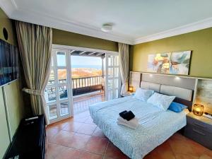 Magnificent 5-star very large luxury villa sea view jacuzzi and heated pool