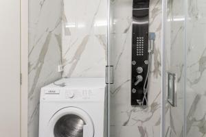 Athens Blossom Studio by Staycom