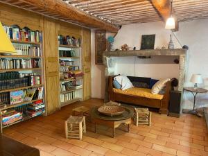 Maisons de vacances La Maison Rose I Maison de village familiale : photos des chambres