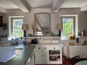 Maisons de vacances La Maison Rose I Maison de village familiale : photos des chambres