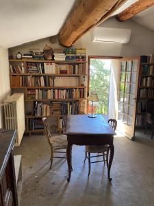 Maisons de vacances La Maison Rose I Maison de village familiale : photos des chambres