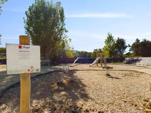 Chalets Chalet neuf pour 6 avec piscine chauffee a l-annee : photos des chambres