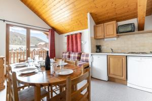 Appartements Appartement vue sur les pistes, pour 8 : photos des chambres