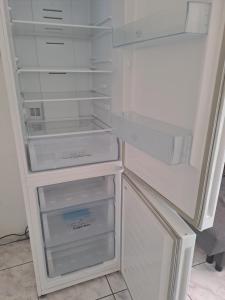 EL CHAPARRAL Studio-appartement with fantastic pool- view and STRONG WIFI