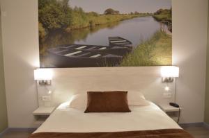 Hotels Logis hotel - La Chambre D'Amiens : photos des chambres