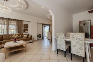 Elenis Apartment Ground Floor