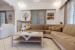 Elenis Apartment Ground Floor