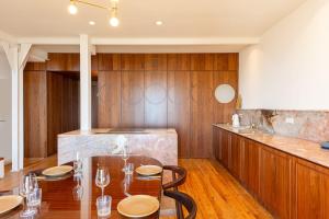 EUGENIE - Apt with balcony and sea view and Hotel du Palais in Biarritz