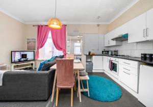 Elmbank Apartment by Klass Living Bellshill