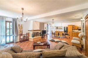 Villa Ventura by Kompas Villas